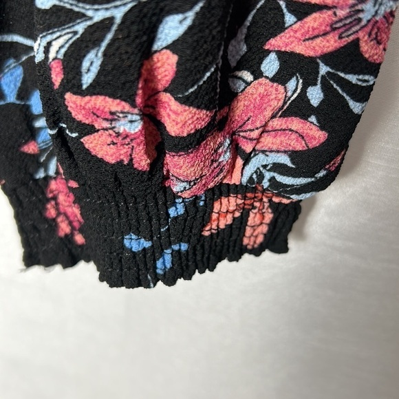 Parisian romper size 6 .black,floral multicolor long sleeve,  faux wrap,surplice - Picture 3 of 15